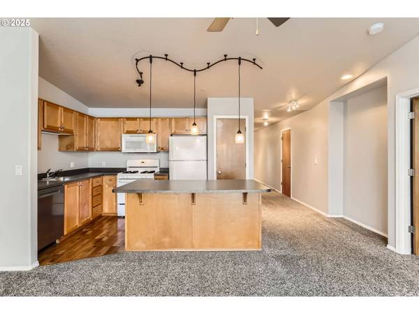 15320 NW CENTRAL DR, Portland, OR 97229