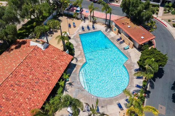 4215 Loma Riviera Ln, San Diego, CA 92110