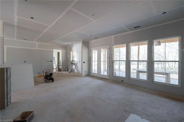 3515 Brookbank DR, Pfafftown, NC 27040