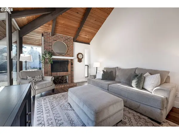 8720 SW BRIDLETRAIL AVE, Beaverton, OR 97008