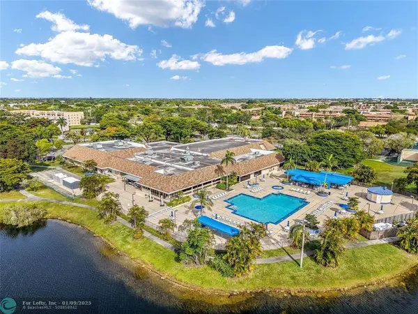 10405 Sunrise Lakes Blvd  #302, Sunrise, FL 33322