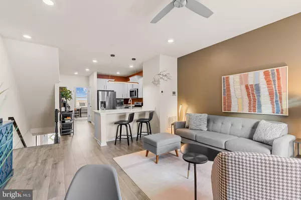 832 CREEKWAY DR, Frederick, MD 21701