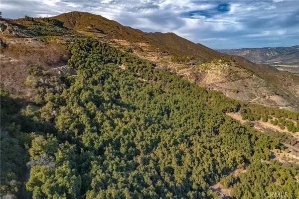 49 Maridge RD, Valley Center, CA 92082