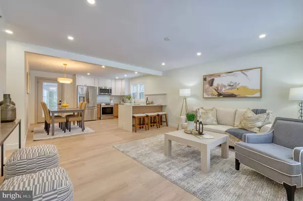 20469 BROAD RUN DR, Sterling, VA 20165