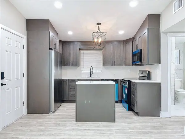 7206 E EMMA ST, Tampa, FL 33610