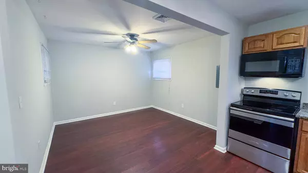 18 BLUEBERRY LN, Willingboro, NJ 08046