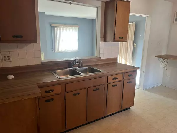 349 Greencrest Drive, Bolingbrook, IL 60440