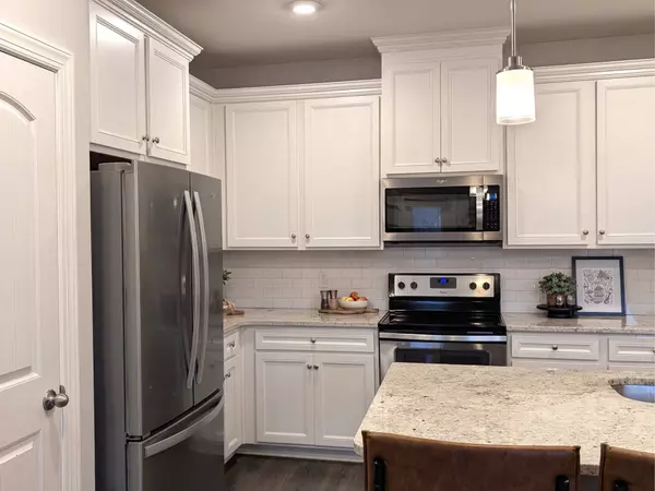 2516 Newsome Mill Ln, Nashville, TN 37221