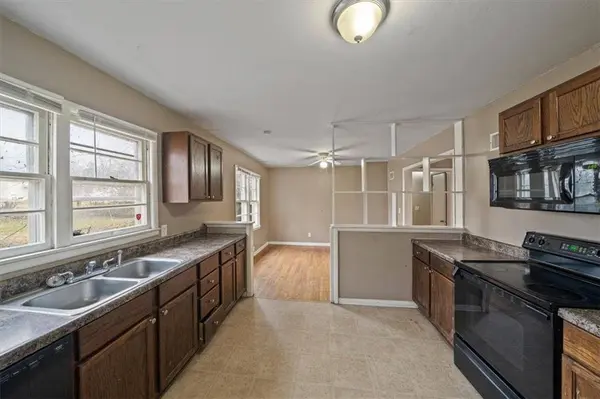 9808 E 81ST TER, Raytown, MO 64138