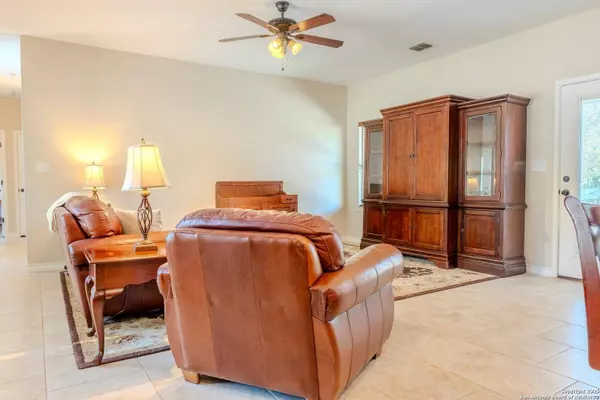 2043 Rocky Ridge Loop, Canyon Lake, TX 78133