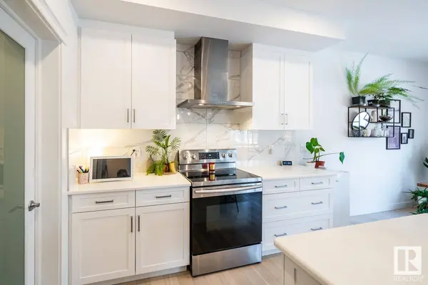 5710 KEEPING CR SW, Edmonton, AB T6W 4K4