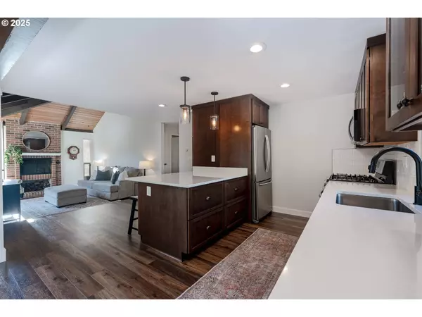 8720 SW BRIDLETRAIL AVE, Beaverton, OR 97008