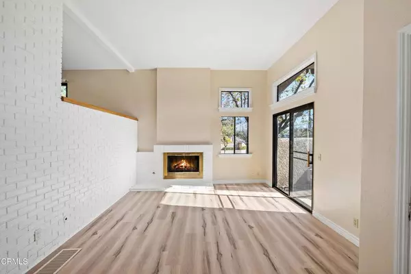 2401 1 Chandler AVE #1, Simi Valley, CA 93065