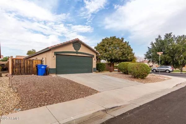 15720 W CROCUS Drive, Surprise, AZ 85379