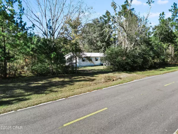 11366 SE County Road 69, Blountstown, FL 32424