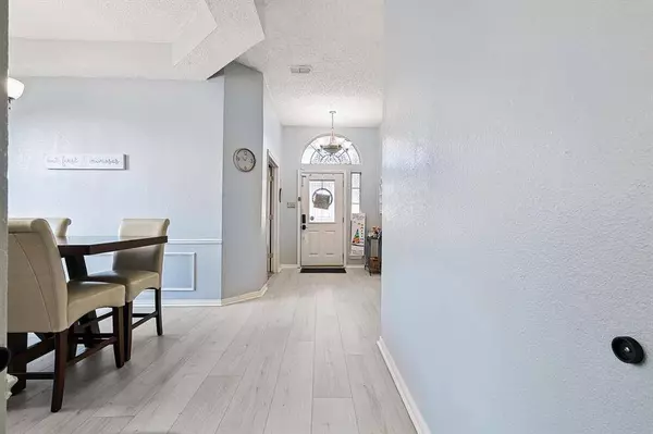 1747 Smokey Hill Drive, Lewisville, TX 75067