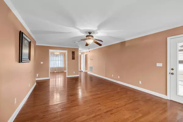 42 Cardinal RD, Ringgold, GA 30736