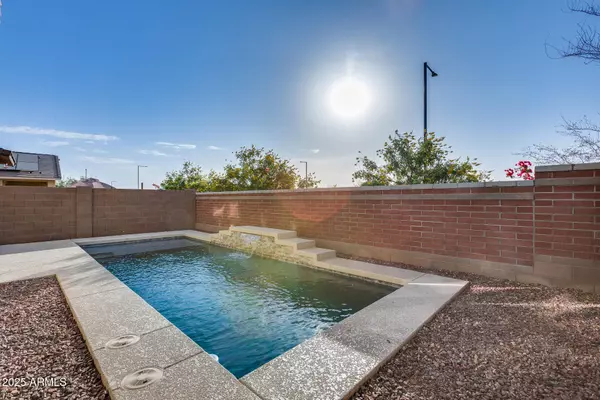 14369 W VALENTINE Street, Surprise, AZ 85379