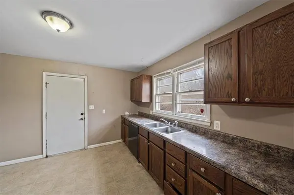 9808 E 81ST TER, Raytown, MO 64138