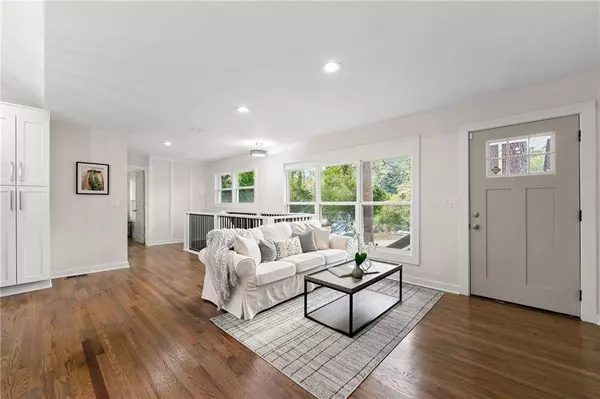 2212 Glendale DR, Decatur, GA 30032