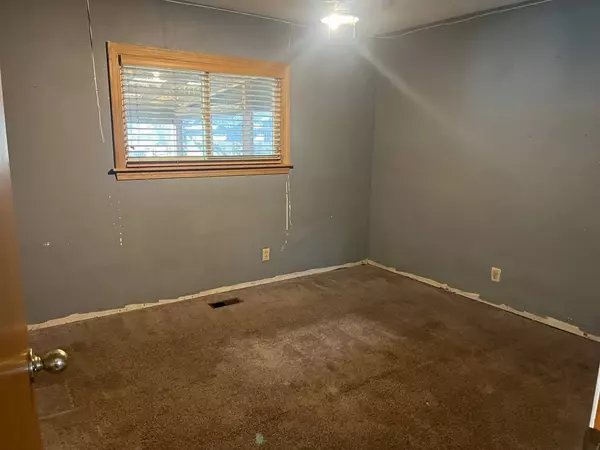 349 Greencrest DR, Bolingbrook, IL 60440