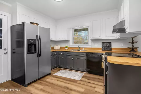 1437 Rock Creek DR, Rocky Mount, NC 27804