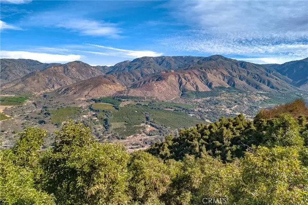 49 Maridge RD, Valley Center, CA 92082