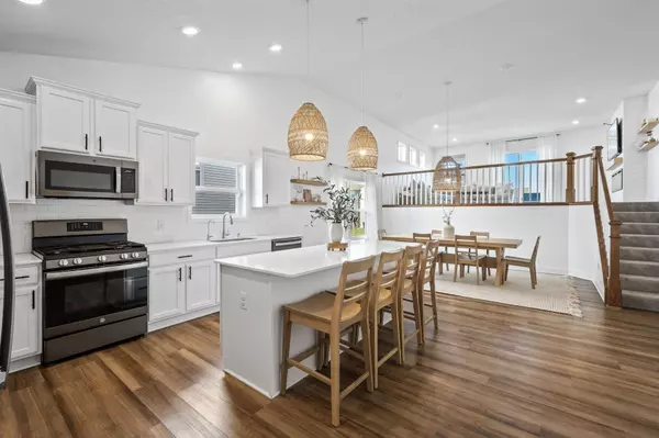 7304 Crane DR, Lino Lakes, MN 55038