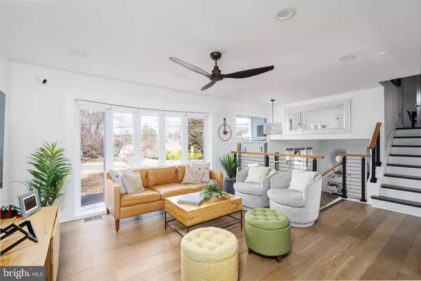 6100 GREENTREE RD, Bethesda, MD 20817