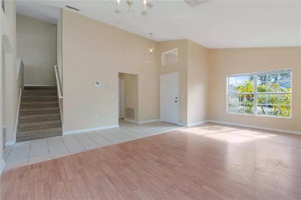 606 ASTOR DR, Haines City, FL 33844