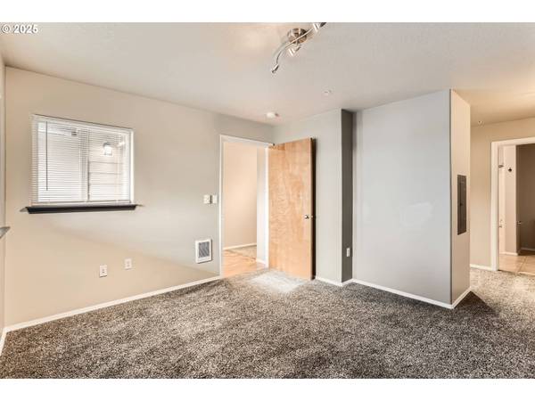 15320 NW CENTRAL DR, Portland, OR 97229