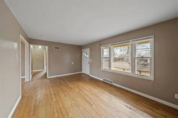 9808 E 81ST TER, Raytown, MO 64138