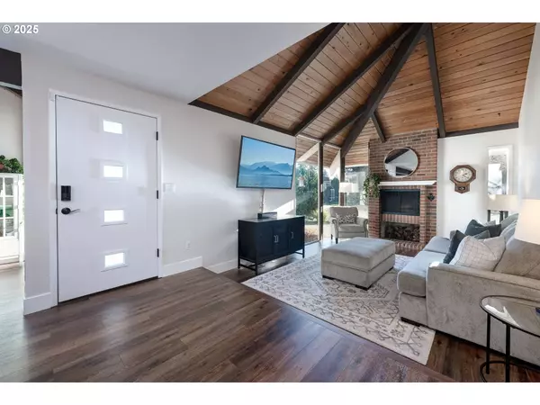 8720 SW BRIDLETRAIL AVE, Beaverton, OR 97008