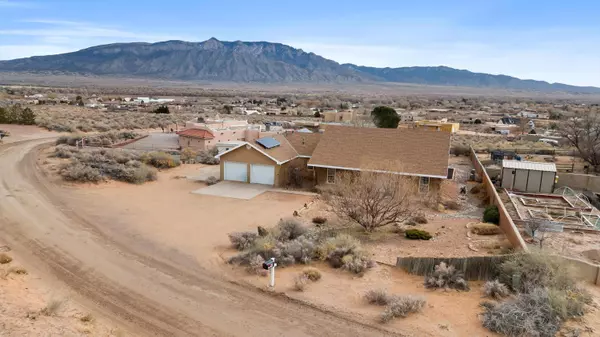 5910 RIO SALADO LOOP NE, Rio Rancho, NM 87144