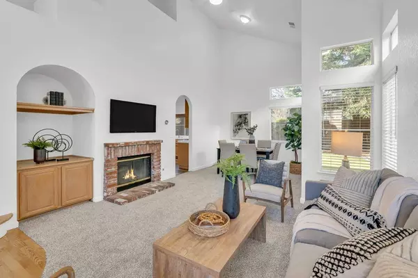 140 Sutcliffe CIR, Folsom, CA 95630