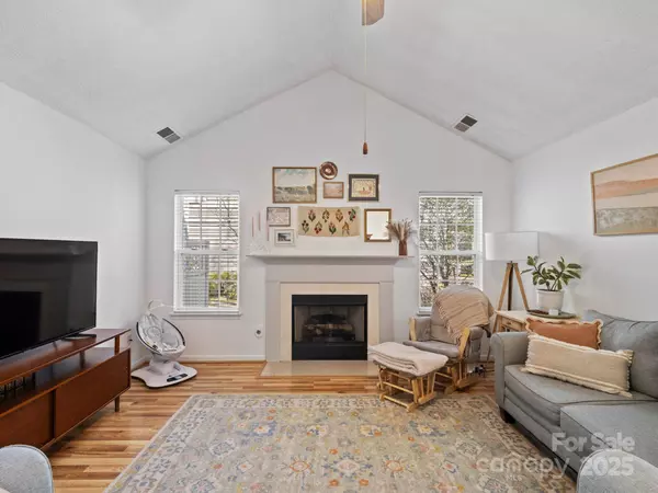 2532 Governors Pointe CT NE, Concord, NC 28025