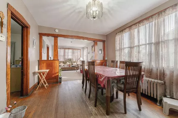 12316 Sangamon ST, Calumet Park, IL 60827