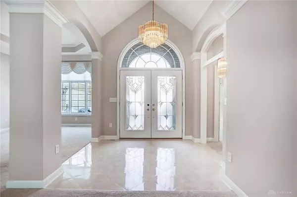 6766 Rosezita Lane, Dayton, OH 45459