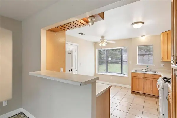 504 Azalea AVE, Orange, TX 77630