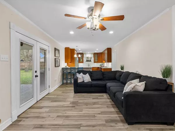 2408 Cunningham DR, Pearland, TX 77581