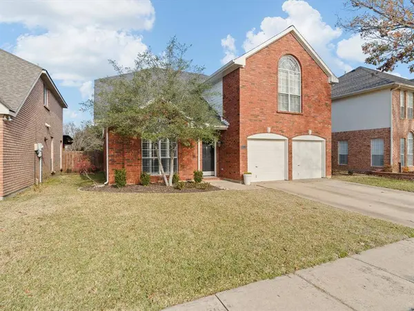 1502 Iroquois Circle, Carrollton, TX 75007