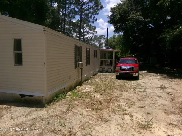 231 6TH WAY, Interlachen, FL 32148