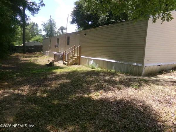 231 6TH WAY, Interlachen, FL 32148