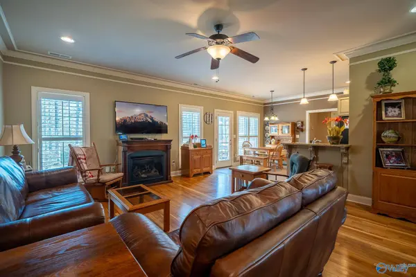 212 Hickory Park Road, Killen, AL 35645