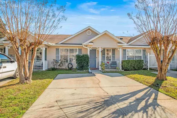 8128 Heirloom Dr, Pensacola, FL 32514