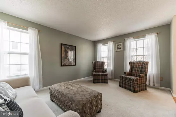 11 JASON DR, Berlin, NJ 08009