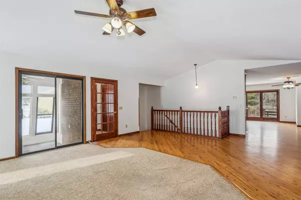 21 W Beaver Creek Rd, Goddard, KS 67052