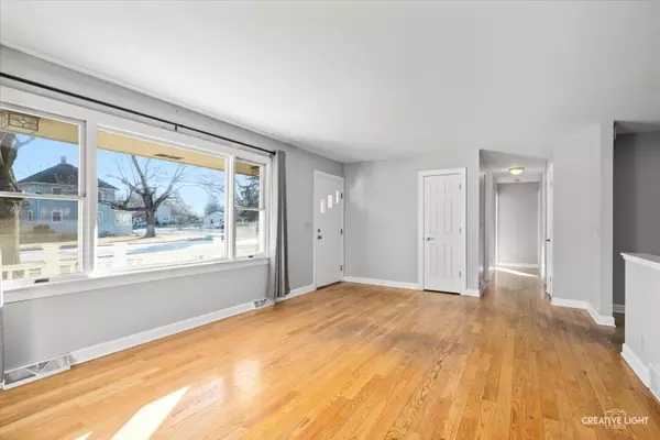 195 Mccannon ST, Sugar Grove, IL 60554