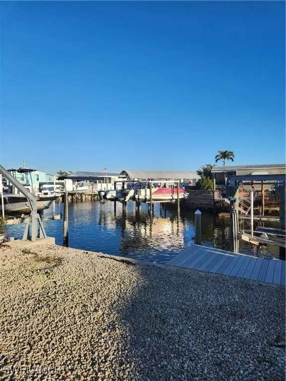 3724 Dewberry LN, St. James City, FL 33956