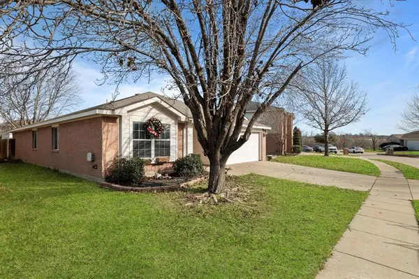 4209 Stately Court, Fort Worth, TX 76244